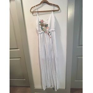 Say What - White Floral Long Dress